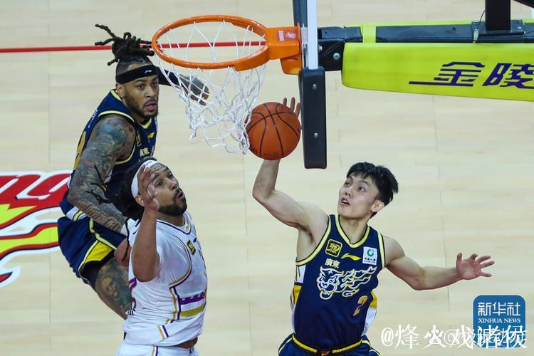 CBA-徐杰22分萨林杰两双 广东东阳光战胜山东高速